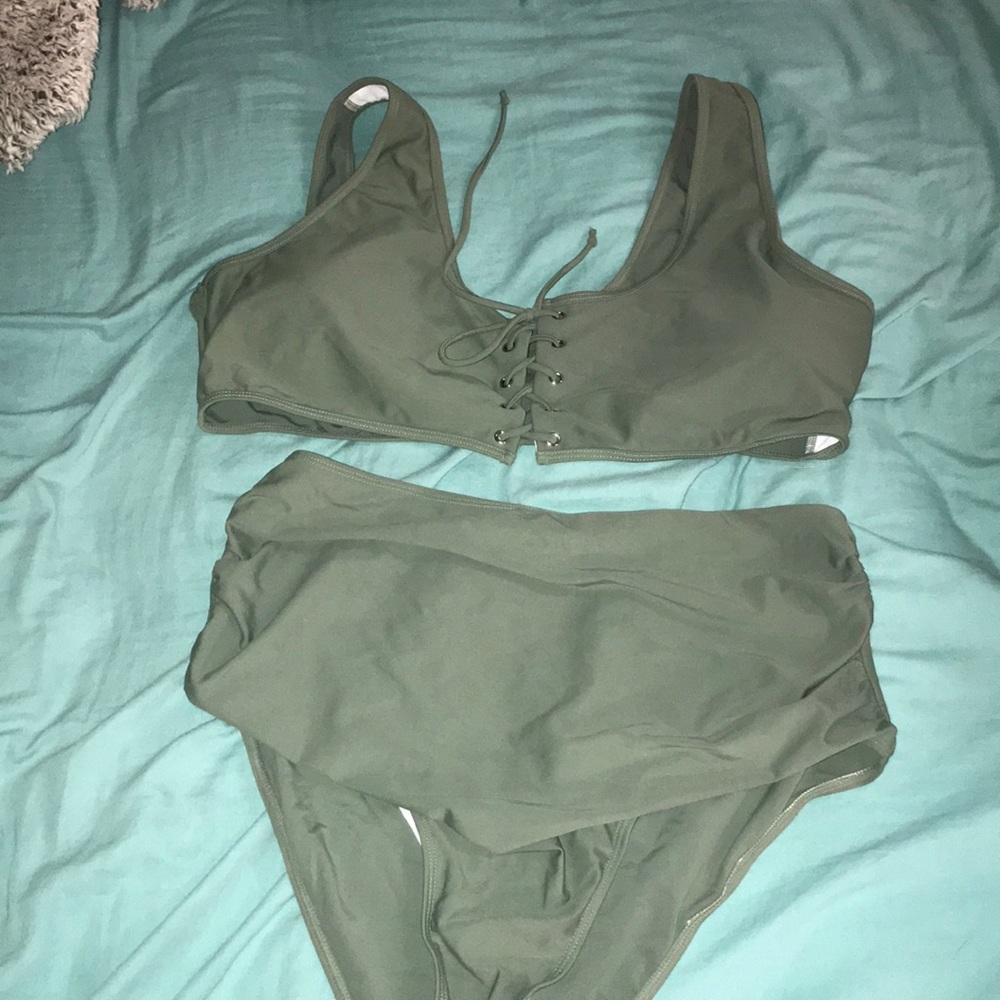 SHEIN Plus size bathing suit
